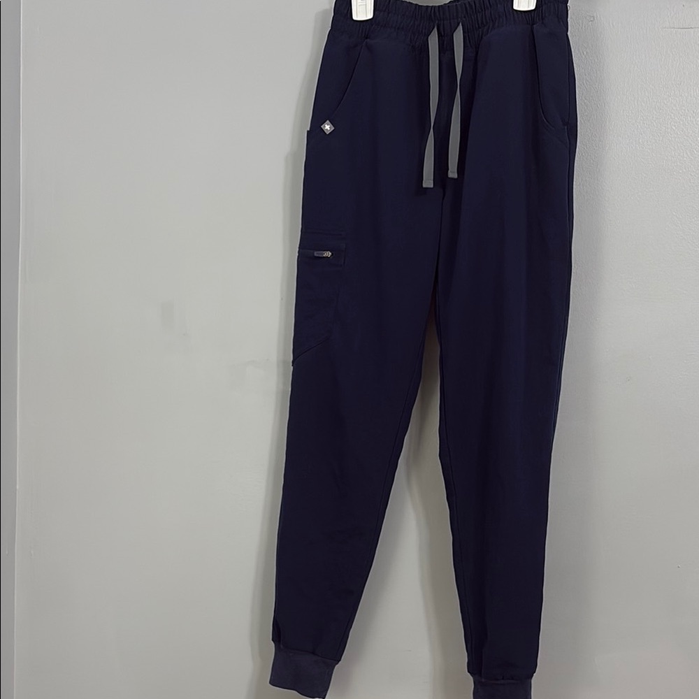 Figs pant